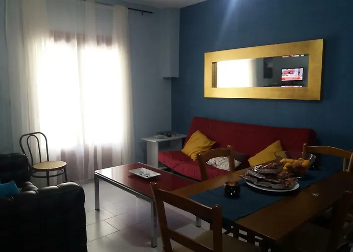 펜션 Family House Oikismos Akri - Koroni 시비리