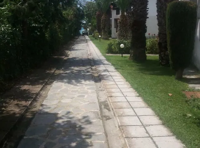 Family House Oikismos Akri - Koroni 펜션 *