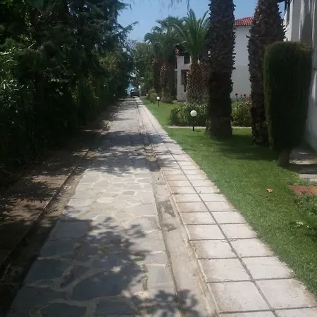 Family House Oikismos Akri - Koroni 度假居 *