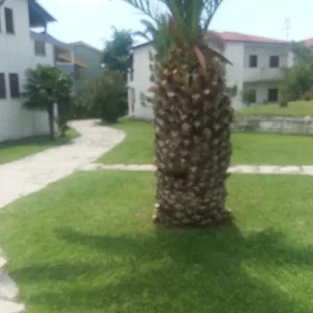 펜션 Family House Oikismos Akri - Koroni