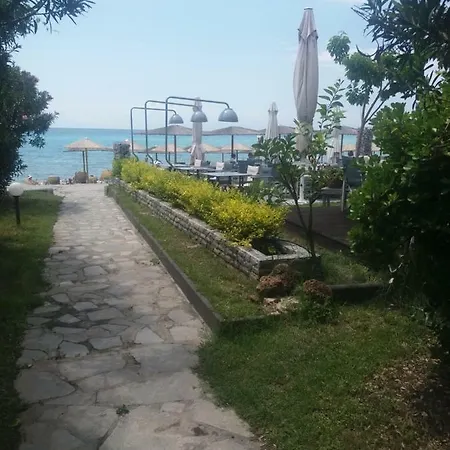 Family House Oikismos Akri - Koroni בית נופש *